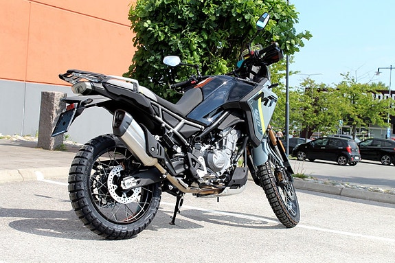 CFMOTO 450MT | 2 CYL PARALLELL TWIN | ADVENTURE MC | STORSÄLJARE 7 of 26