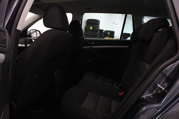 Skoda Octavia Scout 15 of 19