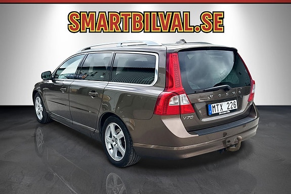 Volvo V70 7 of 22