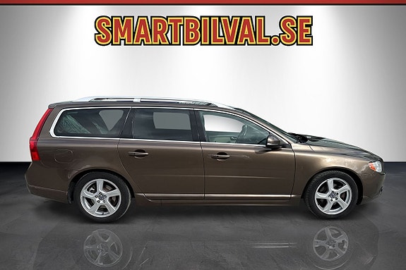 Volvo V70 8 of 22