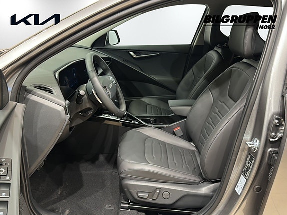 Kia Niro 8 of 17