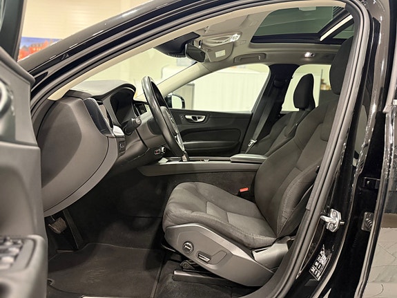 Volvo XC60 6 of 20