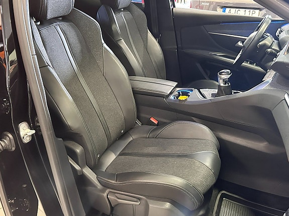 Peugeot 3008 7 of 9