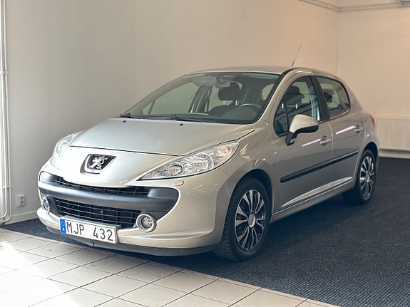 Peugeot 207 4 of 19