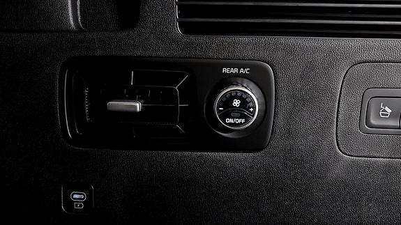 Kia Sorento 15 of 16