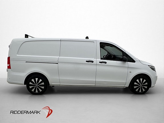 Mercedes-Benz Vito 108 2 of 5