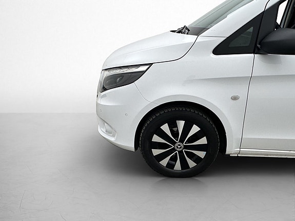 Mercedes-Benz Vito 108 26 of 30