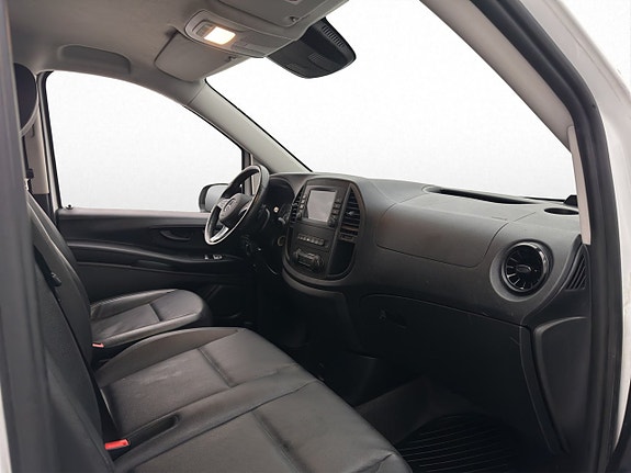 Mercedes-Benz Vito 108 25 of 30