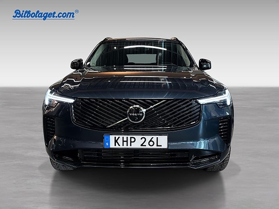 Volvo XC90 3 of 24