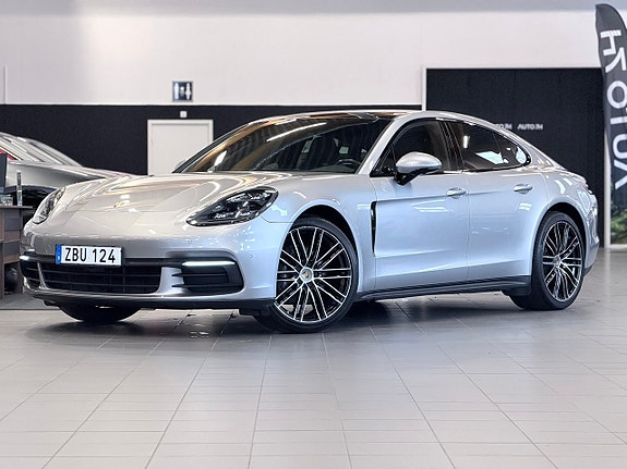 Porsche Panamera 4