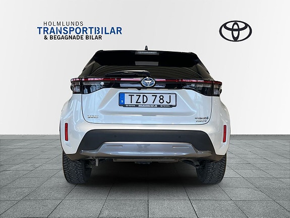 Toyota Yaris Cross 4 of 29