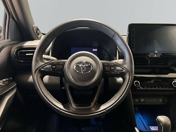 Toyota Yaris Cross 9 of 29