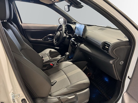 Toyota Yaris Cross 6 of 29