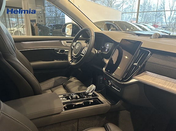 Volvo XC90 5 of 5