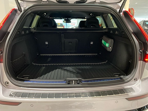 Volvo V60 13 of 14
