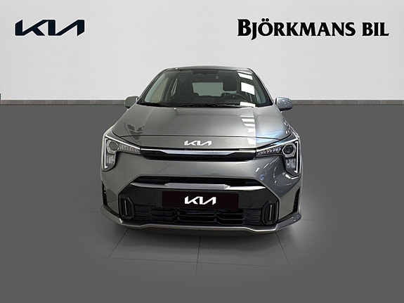 Kia Picanto 2 of 19