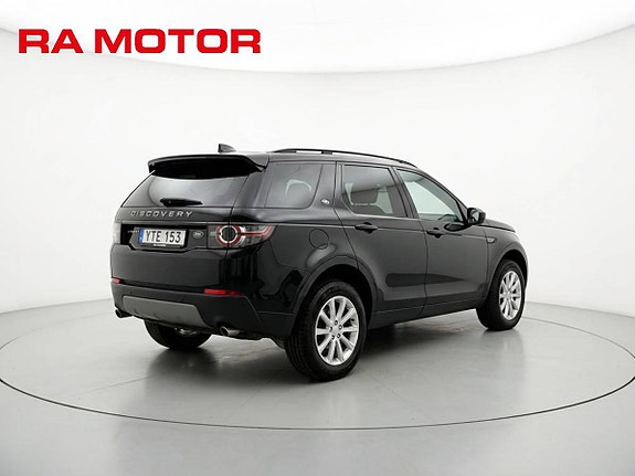 Land Rover Discovery Sport 4 of 5