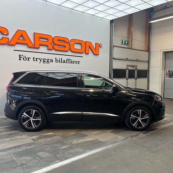 Peugeot 5008 3 of 5