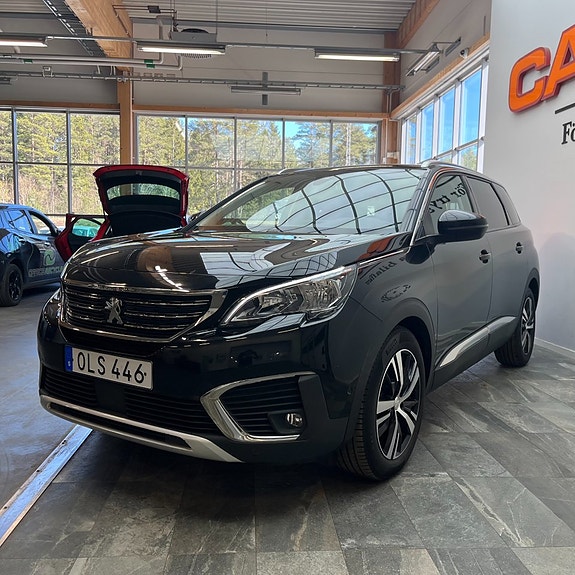 Peugeot 5008 5 of 5