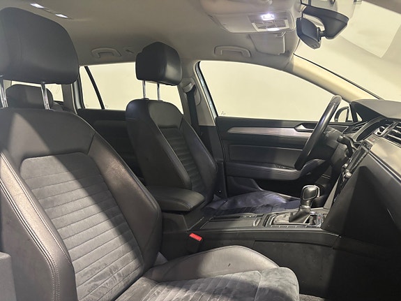 Volkswagen Passat 7 of 15