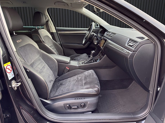 Skoda Superb Scout 12 of 23