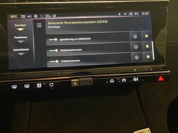 DS DS 7 Crossback 19 of 22