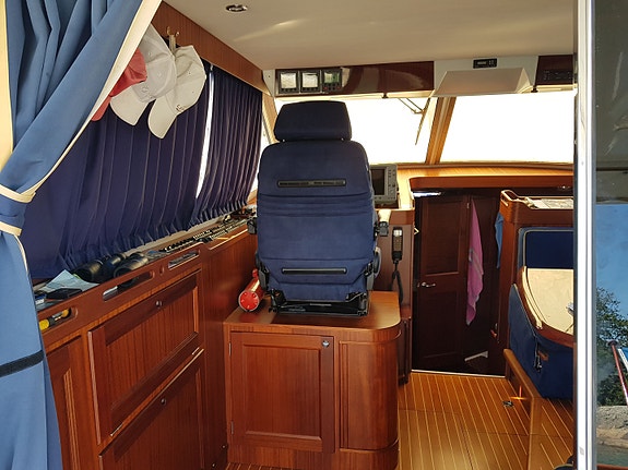 STOREBRO ROYAL CRUISER 395 BISCAY – 2000 11 of 14