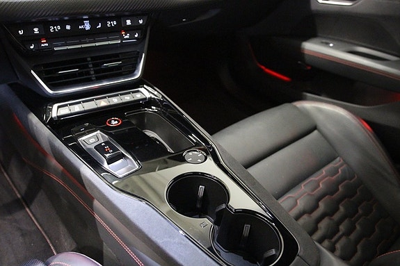 Audi e-tron 10 of 30