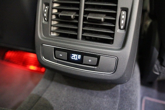 Audi e-tron 18 of 30