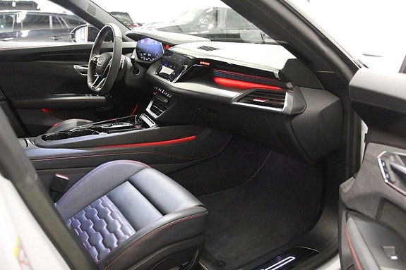 Audi e-tron 20 of 30