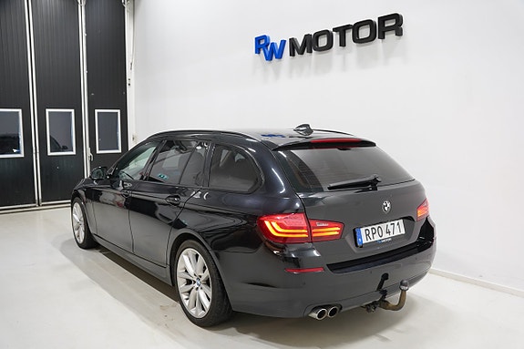 BMW 530d 4 of 5