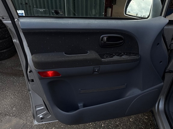 Hyundai Trajet 20 of 22