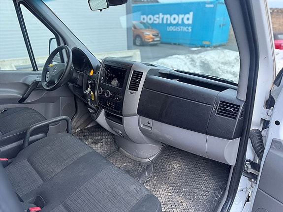 Mercedes-Benz Sprinter 316 8 of 12