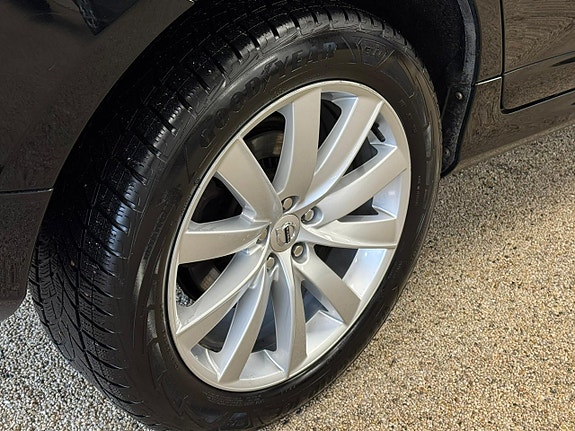 Volvo XC60 19 of 19