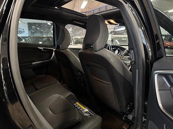 Volvo XC60 9 of 19