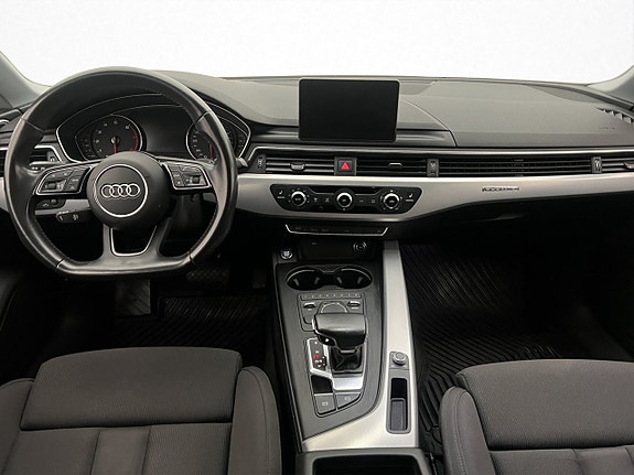 Audi A5 9 of 30