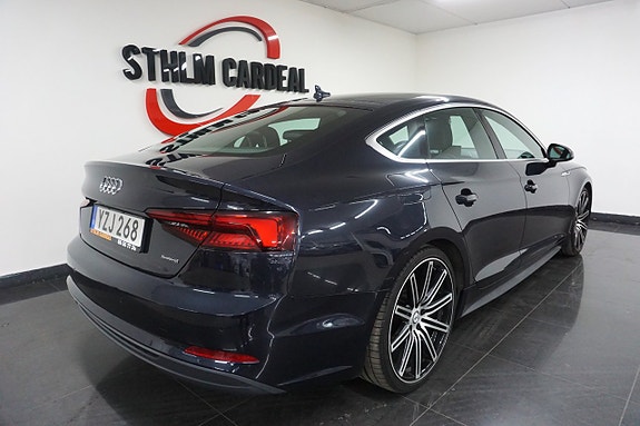 Audi A5 4 of 5