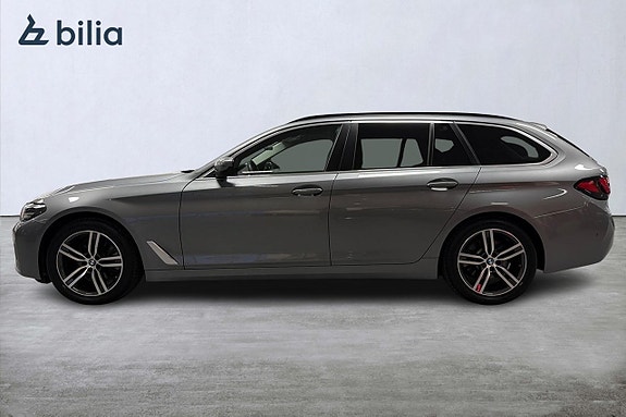 BMW 520d 3 of 5