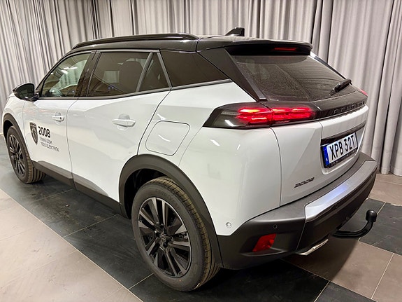 Peugeot 2008 3 of 5