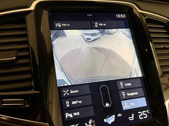 Volvo XC90 21 of 29