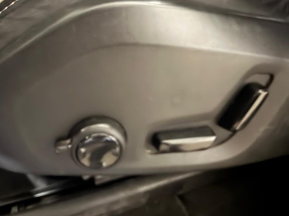 Volvo XC90 26 of 29