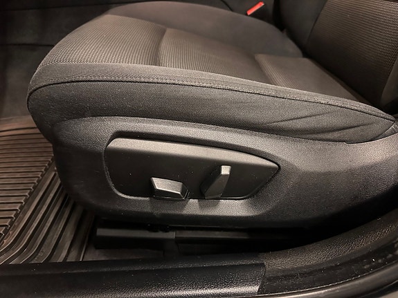 BMW 520d 24 of 28