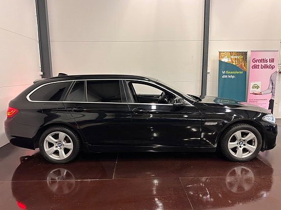 BMW 520d 3 of 5