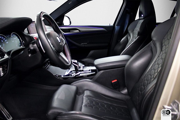 BMW X4 M 6 of 21