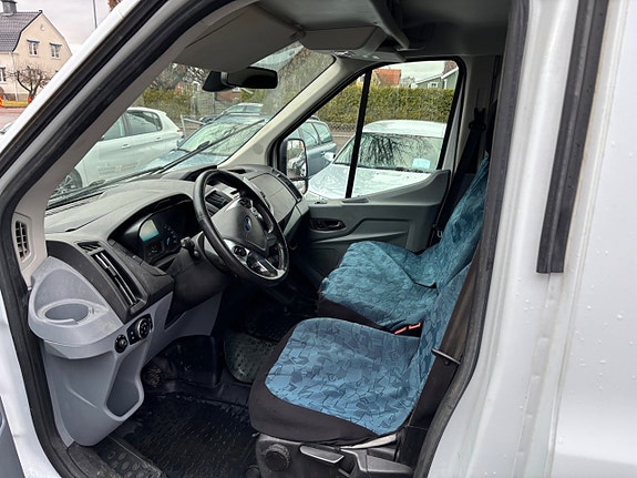Ford Transit 5 of 5
