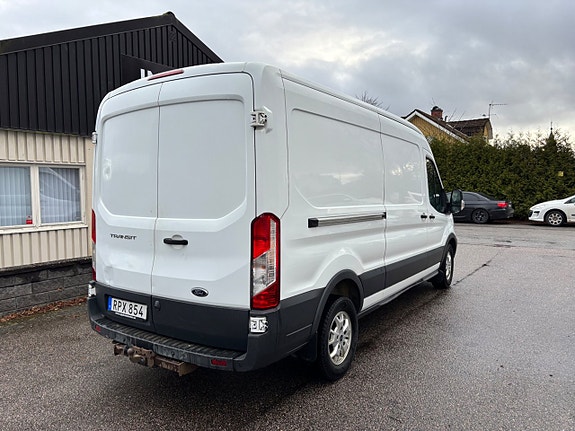 Ford Transit 3 of 5