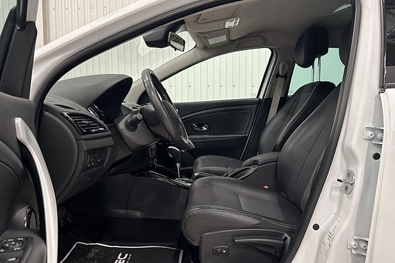 Renault Megane III 10 of 23