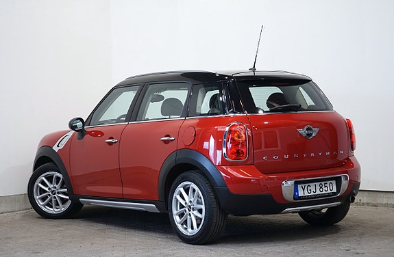 MINI Countryman Cooper 3 of 5