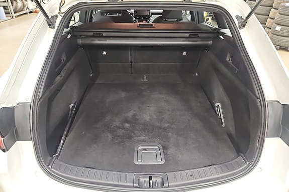 Toyota Corolla 14 of 16