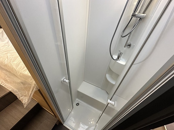 Adria MATRIX AXESS 670 SL 11 of 19
